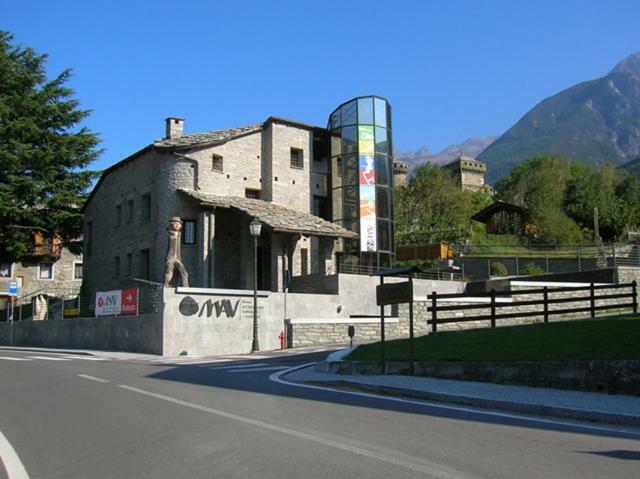 Residence Du Chateau Fenis Exterior foto